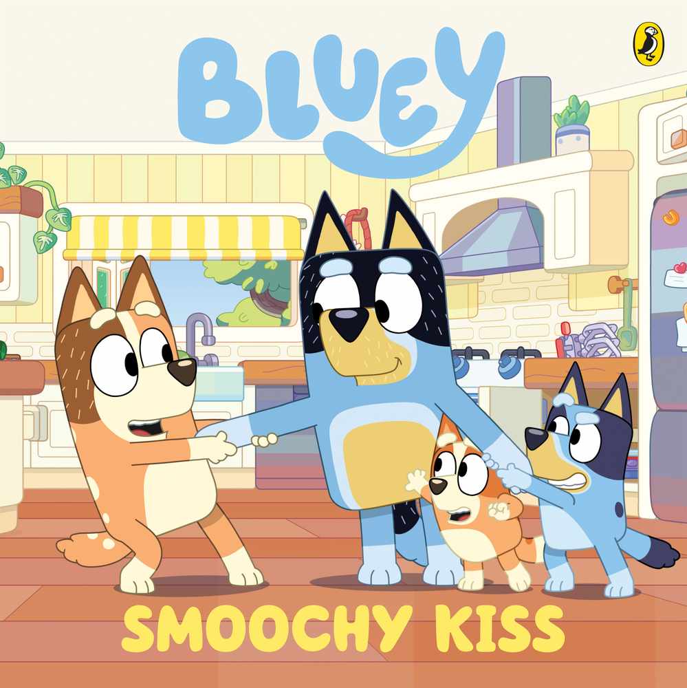 Bluey: Smoochy Kiss book cover